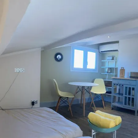 Апартаменти Enjoy